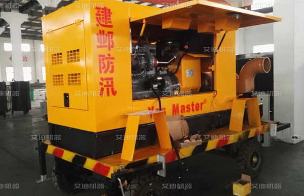 市政消防排澇泵車.jpg