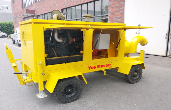 防汛搶險(xiǎn)移動泵車.jpg